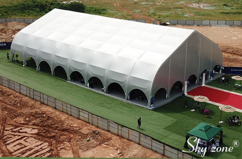 lều đường cong cho sân thể thao